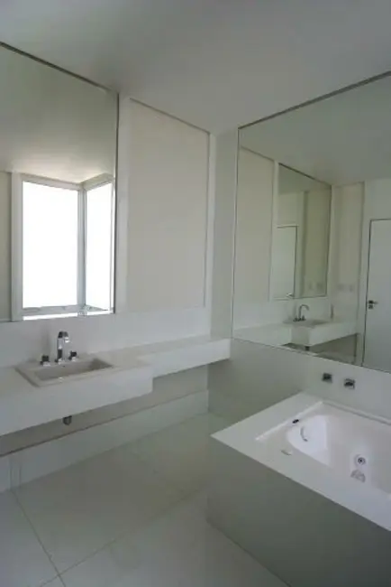 Foto 6 de Casa de Condomínio com 6 quartos para alugar, 473m2 em Sítio Tamboré Alphaville, Barueri - SP