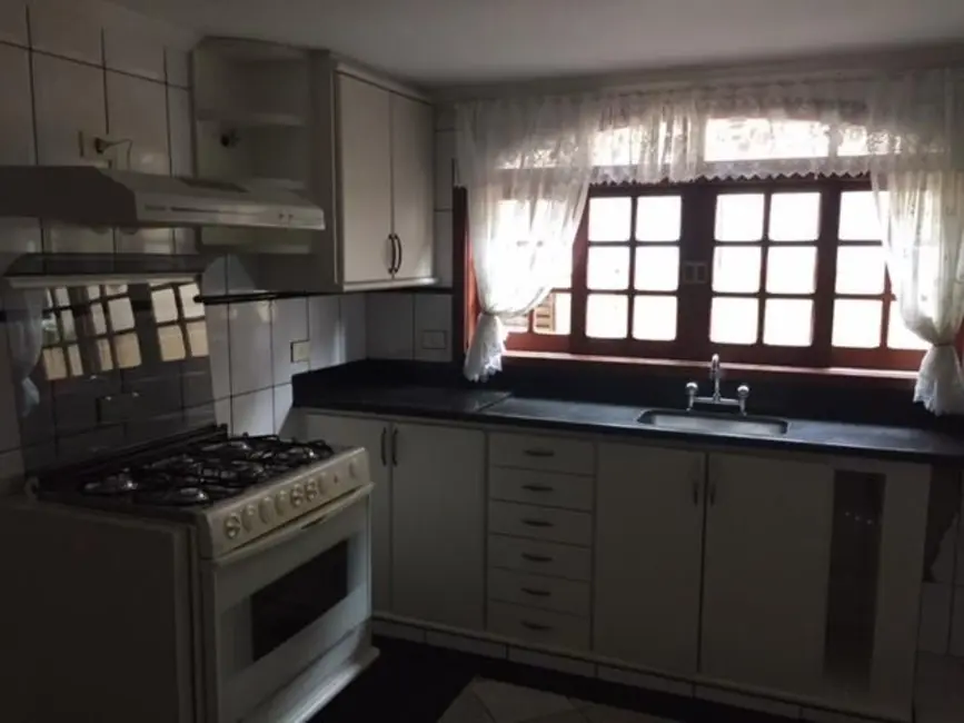 Casa de Condomínio com 4 quartos à venda, 356m2 em Morada dos Pinheiros (Aldeia da Serra), Santana De Parnaiba - SP - imagem 7 Foto 7 de Casa de Condomínio com 4 quartos à venda, 356m2 em Morada dos Pinheiros (Aldeia da Serra), Santana De Parnaiba - SP