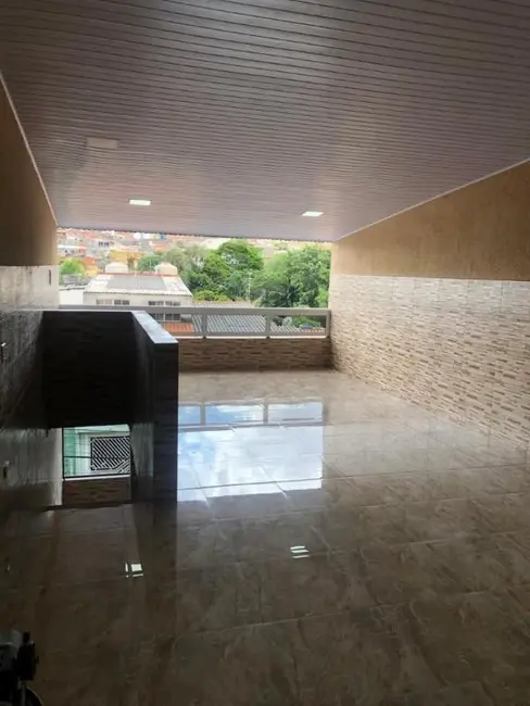 Foto 2 de Sobrado com 3 quartos à venda, 450m2 em Novo Osasco, Osasco - SP