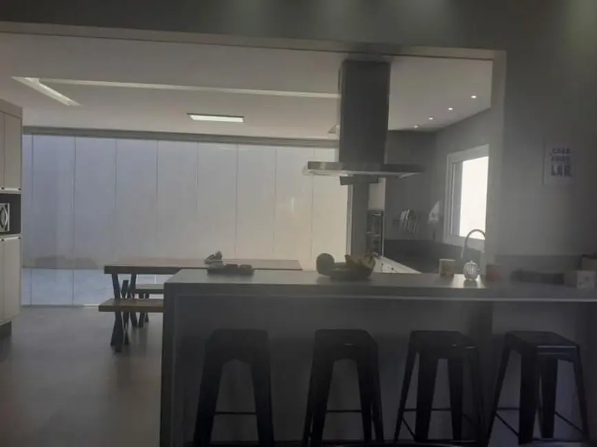 Foto 7 de Casa de Condomínio com 3 quartos à venda, 270m2 em Jardim Itaquiti, Barueri - SP