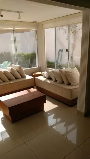 Foto 3 de Casa de Condomínio com 3 quartos à venda, 330m2 em Tamboré,  - SP