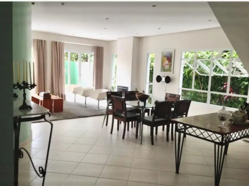 Foto 8 de Sobrado com 4 quartos à venda, 278m2 em Alphaville, Santana De Parnaiba - SP