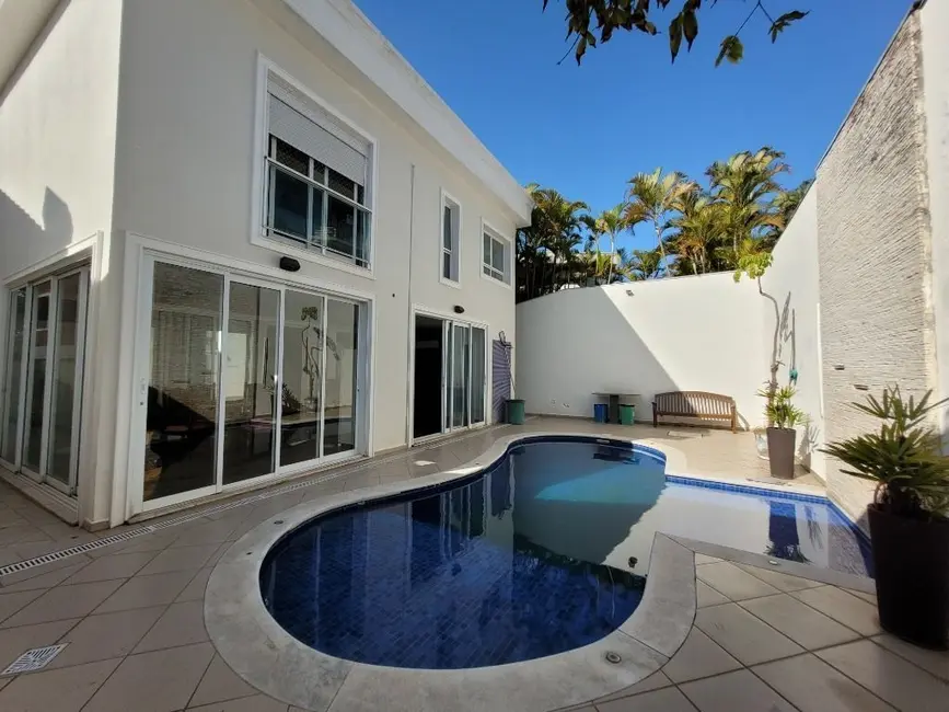 Foto 1 de Casa de Condomínio com 5 quartos à venda, 260m2 em Alphaville, Santana De Parnaiba - SP