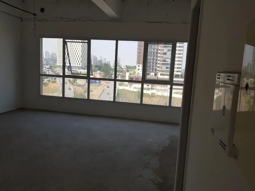 Foto 1 de Sala Comercial para alugar, 40m2 em Sítio Tamboré Alphaville, Barueri - SP