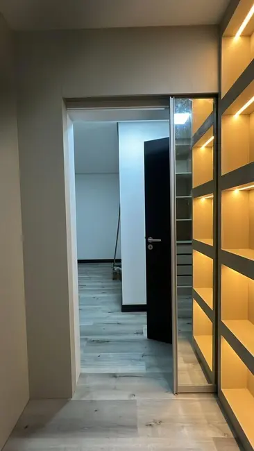 Foto 9 de Casa de Condomínio com 3 quartos à venda, 224m2 em Suru, Santana De Parnaiba - SP