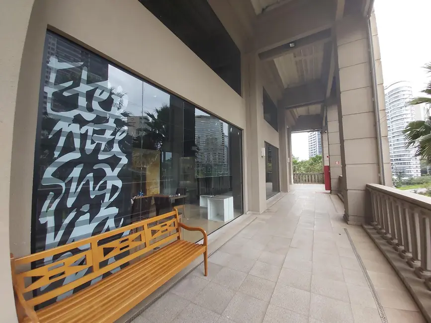 Foto 9 de Loja com 3 quartos para alugar, 123m2 em Sítio Tamboré Alphaville, Barueri - SP