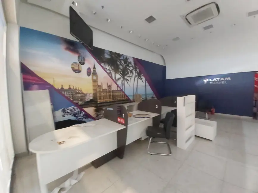 Foto 2 de Loja com 3 quartos para alugar, 64m2 em Sítio Tamboré Alphaville, Barueri - SP