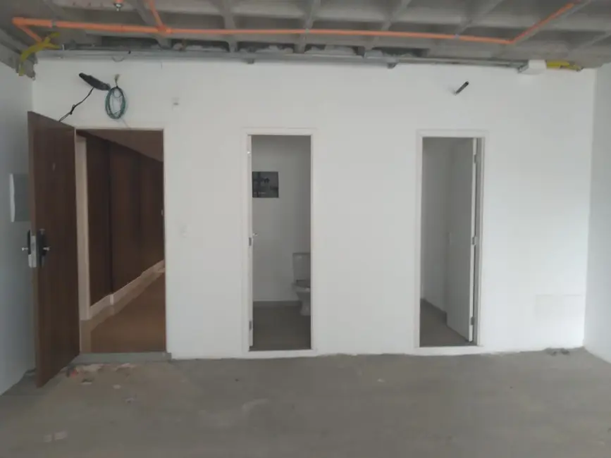 Foto 4 de Sala Comercial com 1 quarto para alugar, 53m2 em Barueri - SP