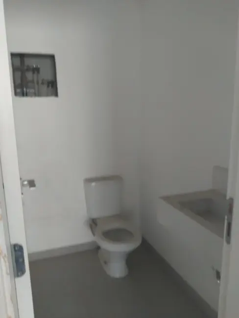 Foto 7 de Sala Comercial com 1 quarto para alugar, 53m2 em Barueri - SP