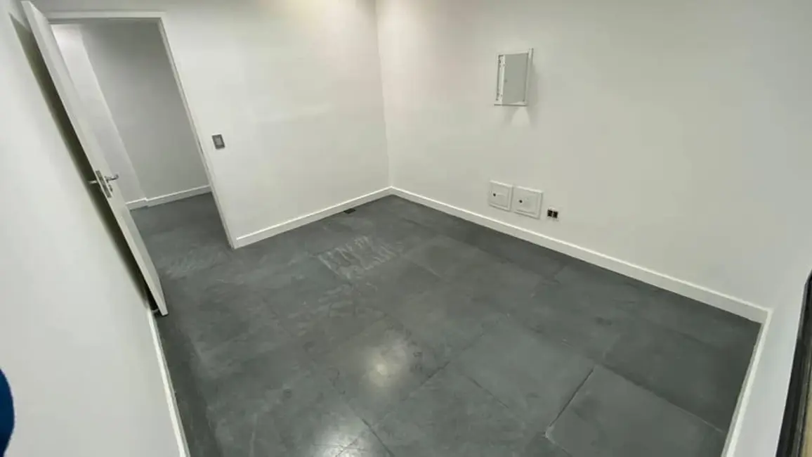 Foto 2 de Sala Comercial com 2 quartos à venda, 49m2 em Alphaville Industrial, Barueri - SP