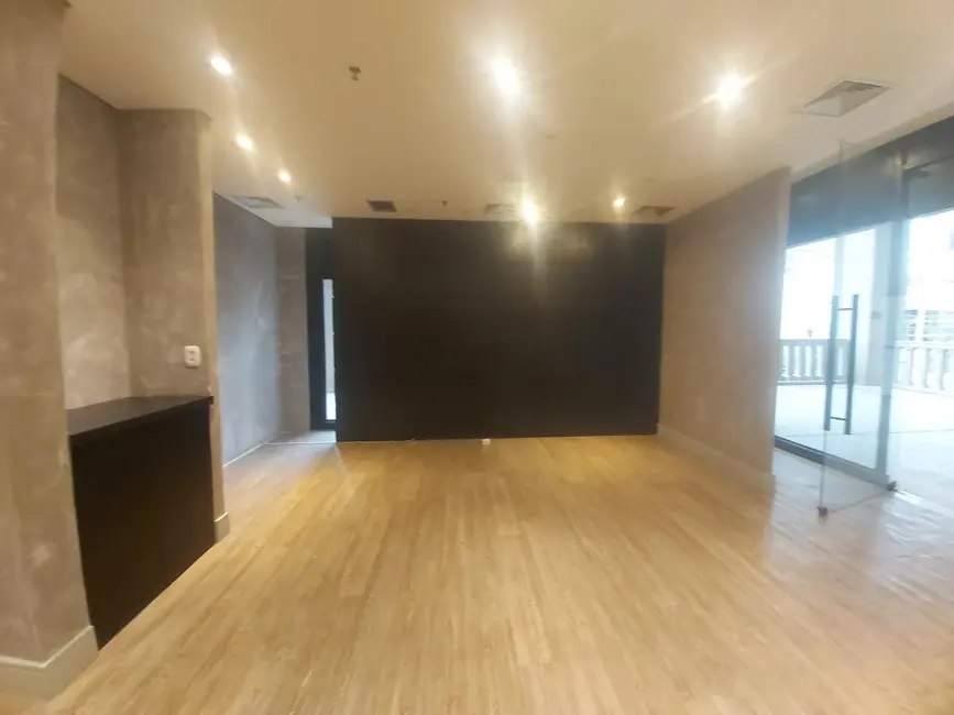 Foto 9 de Loja à venda, 41m2 em Sítio Tamboré Alphaville, Barueri - SP