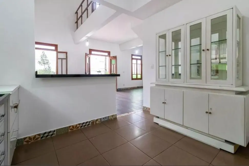 Foto 2 de Casa de Condomínio com 3 quartos à venda, 200m2 em Alphaville, Santana De Parnaiba - SP