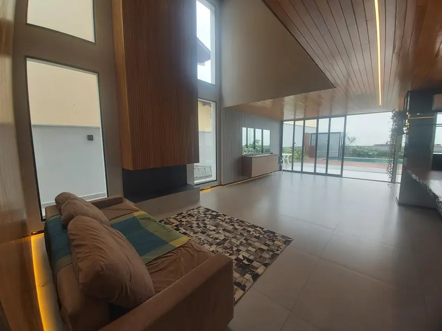 Foto 5 de Casa de Condomínio com 5 quartos à venda, 380m2 em Alphaville, Santana De Parnaiba - SP