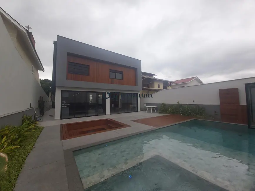 Foto 1 de Casa de Condomínio com 5 quartos à venda, 380m2 em Alphaville, Santana De Parnaiba - SP