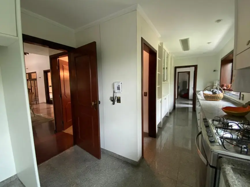 Casa de Condomínio com 4 quartos para alugar, 587m2 em Alphaville Residencial Zero, Barueri - SP - imagem 3 Foto 3 de Casa de Condomínio com 4 quartos para alugar, 587m2 em Alphaville Residencial Zero, Barueri - SP