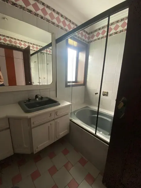 Casa de Condomínio com 4 quartos para alugar, 587m2 em Alphaville Residencial Zero, Barueri - SP - imagem 9 Foto 9 de Casa de Condomínio com 4 quartos para alugar, 587m2 em Alphaville Residencial Zero, Barueri - SP