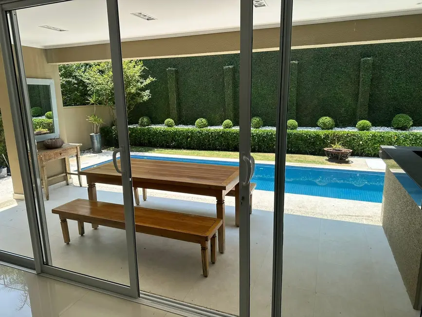 Foto 1 de Casa de Condomínio com 5 quartos à venda, 340m2 em Alphaville, Santana De Parnaiba - SP