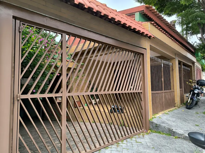 Foto 2 de Sobrado com 2 quartos à venda, 177m2 em Jardim Elvira, Osasco - SP