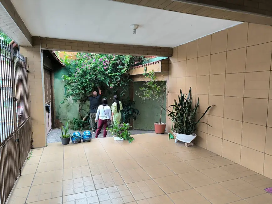 Foto 4 de Sobrado com 2 quartos à venda, 177m2 em Jardim Elvira, Osasco - SP