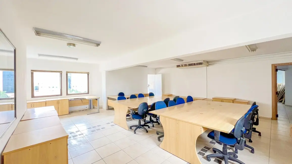 Foto 3 de Sala Comercial com 1 quarto para alugar, 300m2 em Alphaville Industrial, Barueri - SP