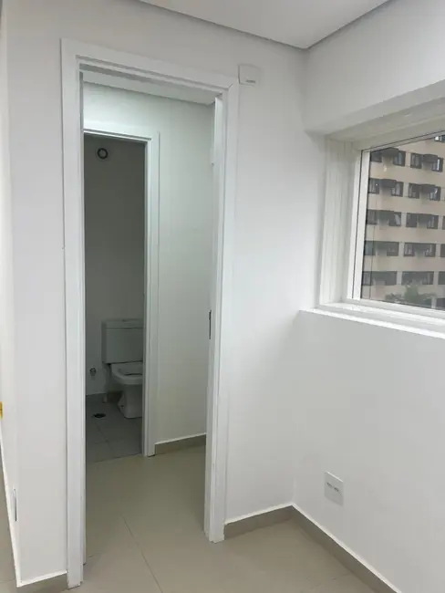 Foto 7 de Sala Comercial com 1 quarto à venda, 40m2 em Alphaville Industrial, Barueri - SP