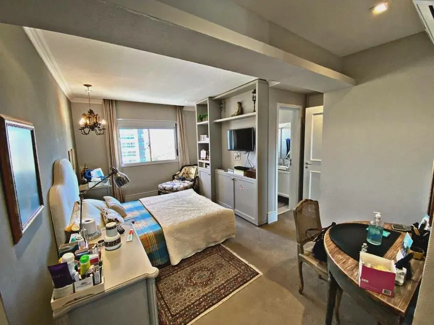 Foto 9 de Apartamento com 3 quartos à venda, 261m2 em Alphaville Empresarial, Barueri - SP