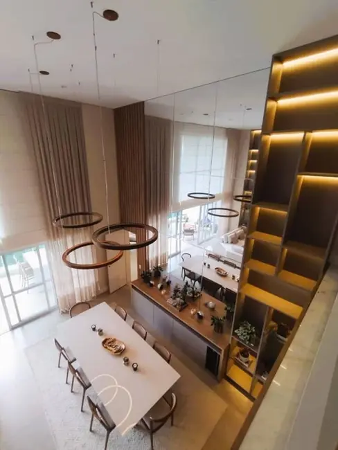 Apartamento com 4 quartos à venda, 336m2 em Alphaville Empresarial, Barueri - SP - imagem 1 Foto 1 de Apartamento com 4 quartos à venda, 336m2 em Alphaville Empresarial, Barueri - SP