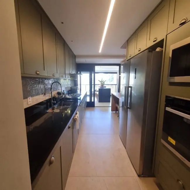 Foto 7 de Apartamento com 4 quartos à venda, 360m2 em Barueri - SP