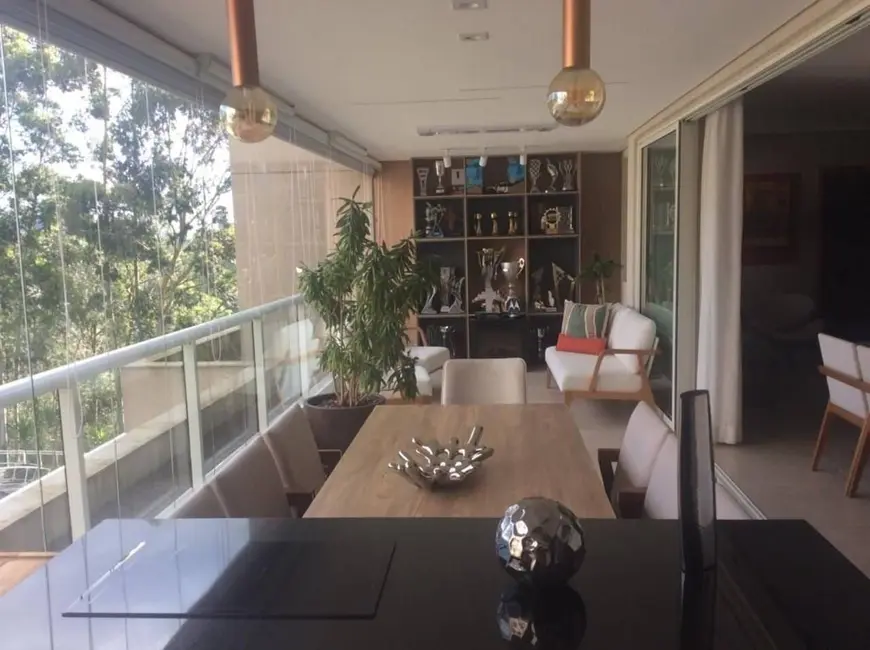 Apartamento com 3 quartos à venda, 228m2 em Tamboré, Santana De Parnaiba - SP - imagem 3 Foto 3 de Apartamento com 3 quartos à venda, 228m2 em Tamboré, Santana De Parnaiba - SP