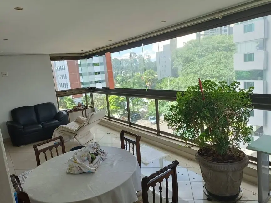 Foto 3 de Apartamento com 4 quartos à venda, 300m2 em Barueri - SP