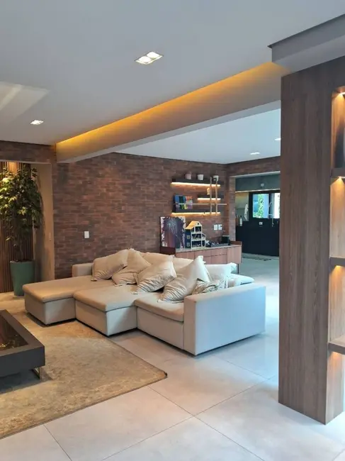 Foto 4 de Sobrado com 3 quartos à venda, 360m2 em Tamboré, Santana De Parnaiba - SP