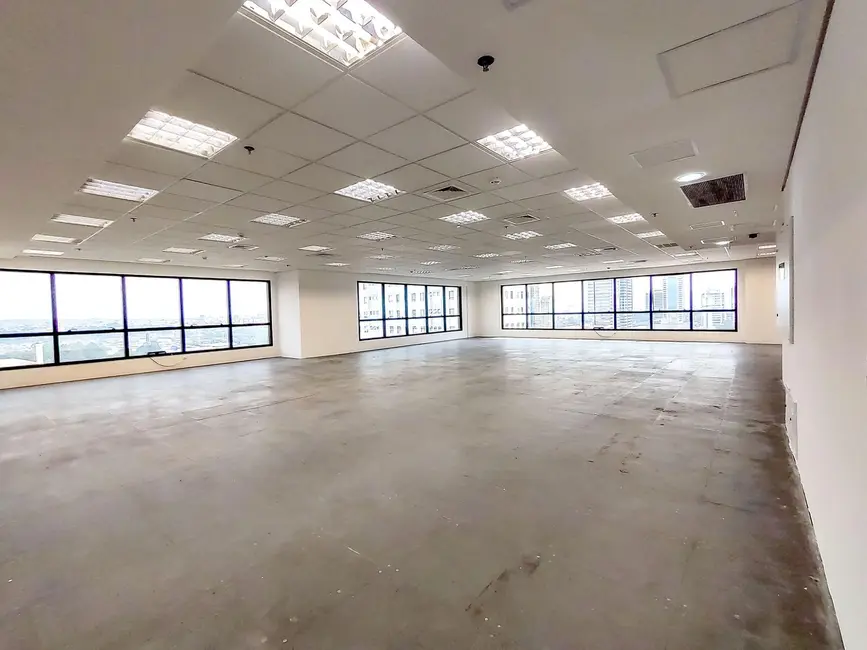 Foto 3 de Sala Comercial para alugar, 677m2 em Alphaville Industrial, Barueri - SP