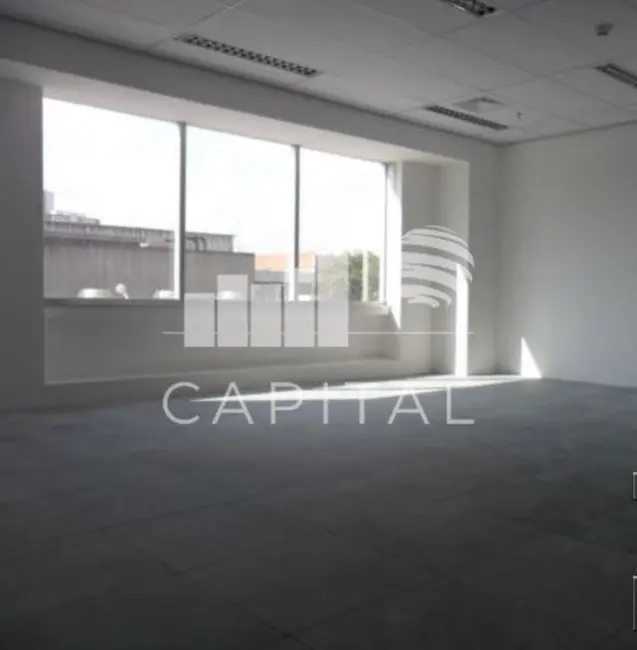 Foto 1 de Sala Comercial com 1 quarto para alugar, 49m2 em Barueri - SP