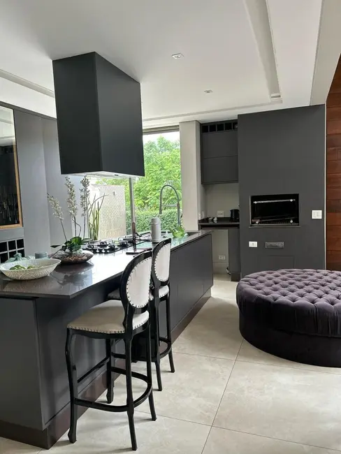 Foto 6 de Sobrado com 4 quartos para alugar, 390m2 em Alphaville, Santana De Parnaiba - SP