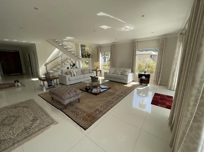 Foto 4 de Sobrado com 4 quartos à venda, 441m2 em Santana De Parnaiba - SP