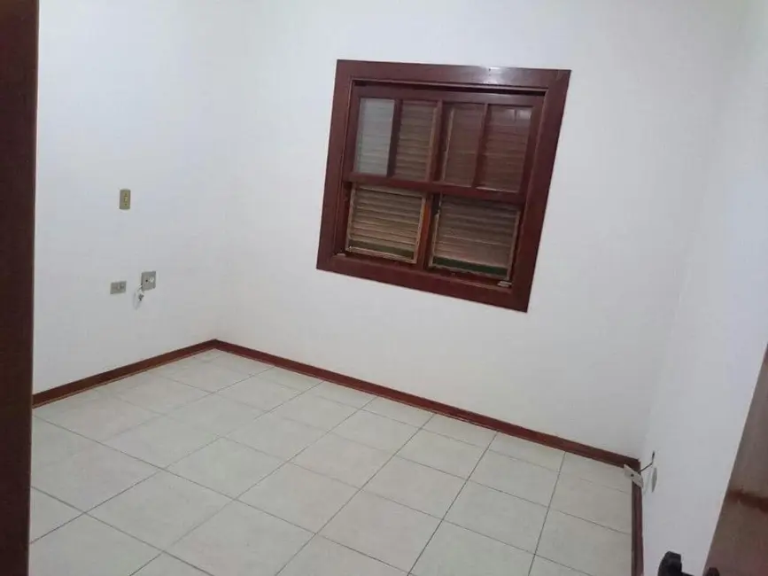 Foto 8 de Sobrado com 4 quartos à venda, 380m2 em Alphaville, Santana De Parnaiba - SP