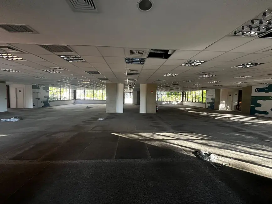 Foto 6 de Sala Comercial com 1 quarto para alugar, 550m2 em Green Valley Alphaville, Barueri - SP
