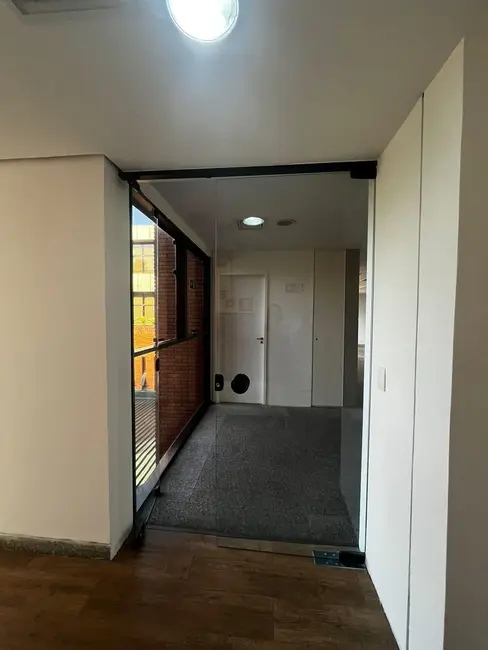 Foto 9 de Sala Comercial com 1 quarto para alugar, 550m2 em Green Valley Alphaville, Barueri - SP