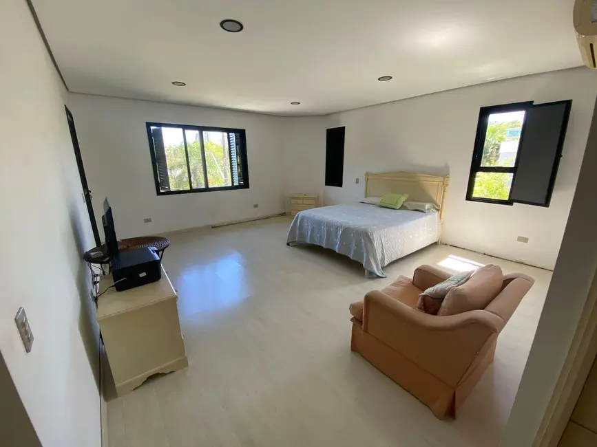 Foto 8 de Sobrado com 5 quartos à venda, 400m2 em Alphaville Residencial Dois, Barueri - SP