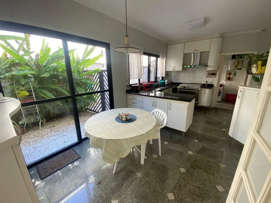 Foto 5 de Sobrado com 5 quartos à venda, 400m2 em Alphaville Residencial Dois, Barueri - SP