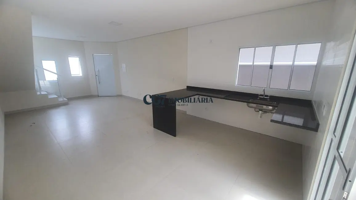 Foto 2 de Sobrado com 3 quartos à venda, 135m2 em Chácara Jaguari (Fazendinha), Santana De Parnaiba - SP