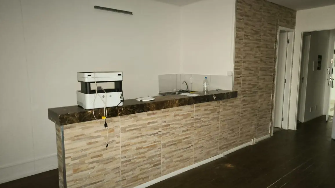Foto 8 de Sala Comercial com 1 quarto para alugar, 81m2 em Sítio Tamboré Alphaville, Barueri - SP