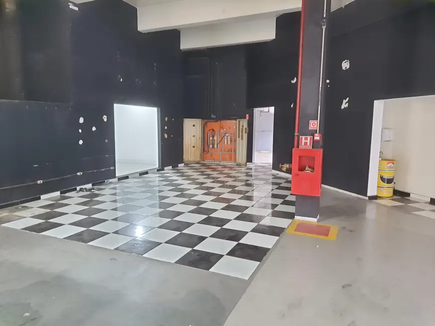 Foto 2 de Armazém / Galpão para alugar, 1000m2 em Alphaville Empresarial, Barueri - SP