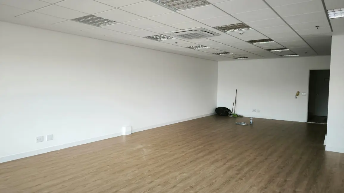 Foto 4 de Sala Comercial com 1 quarto à venda, 86m2 em Sítio Tamboré Alphaville, Barueri - SP