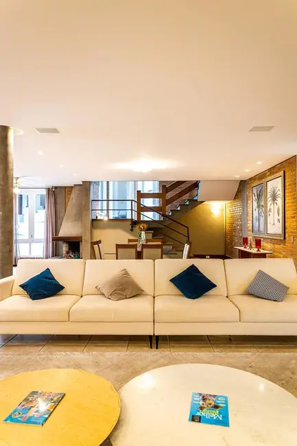 Foto 5 de Sobrado com 4 quartos para alugar, 750m2 em Alphaville, Santana De Parnaiba - SP