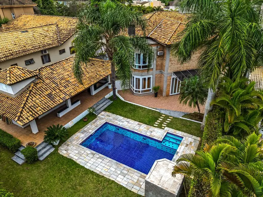 Foto 1 de Sobrado com 4 quartos para alugar, 750m2 em Alphaville, Santana De Parnaiba - SP