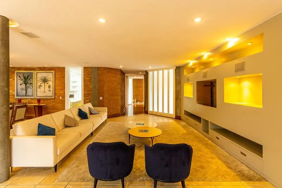 Foto 3 de Sobrado com 4 quartos para alugar, 750m2 em Alphaville, Santana De Parnaiba - SP