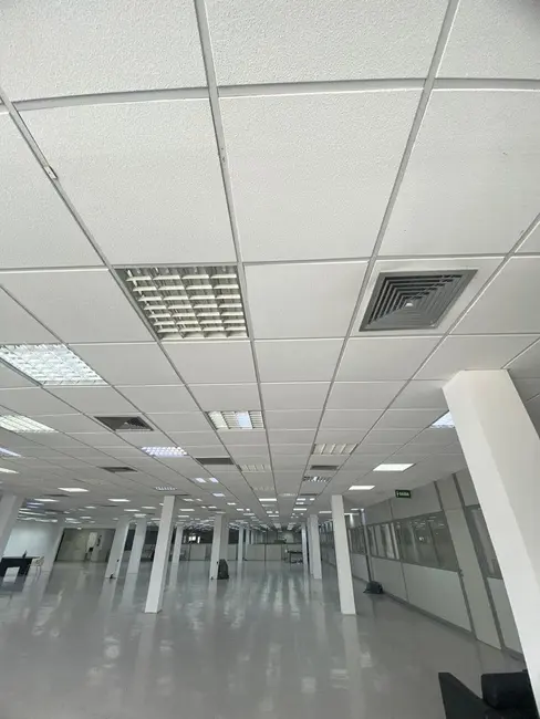 Prédio Inteiro com 20 quartos para alugar, 3000m2 em Barueri - SP - imagem 6 Foto 6 de Prédio Inteiro com 20 quartos para alugar, 3000m2 em Barueri - SP