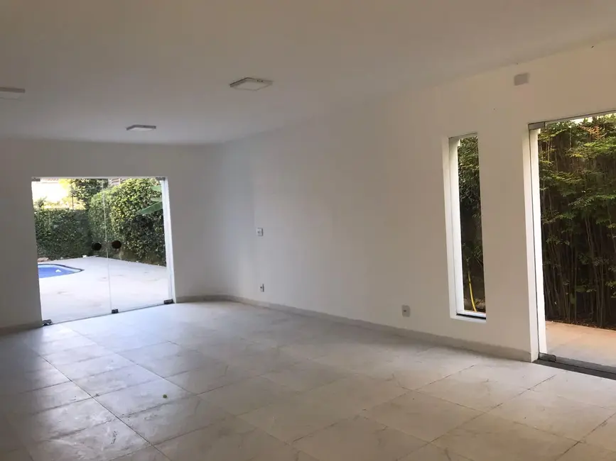 Foto 3 de Sobrado com 4 quartos à venda, 343m2 em Alphaville Residencial Dois, Barueri - SP