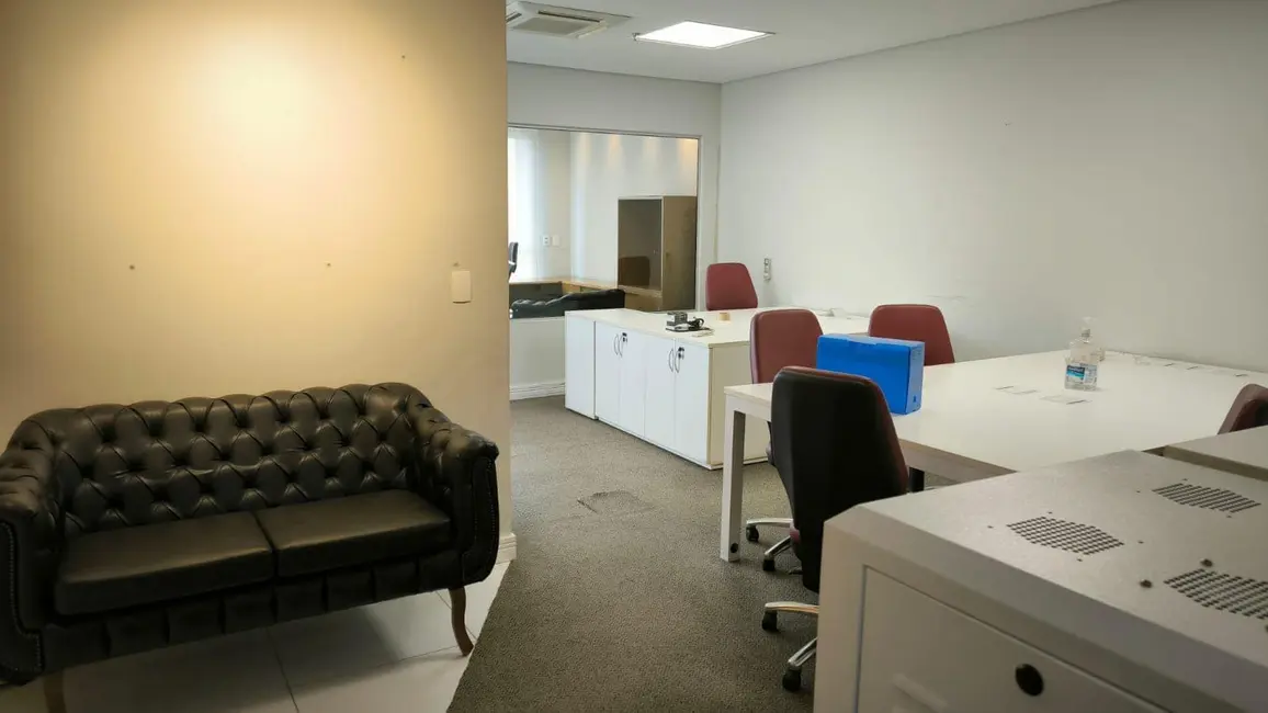 Foto 9 de Sala Comercial com 2 quartos para alugar, 81m2 em Sítio Tamboré Alphaville, Barueri - SP